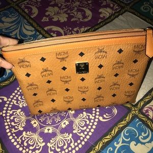 MCM bag medium clutch